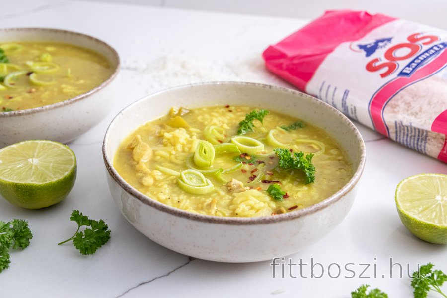 Kókuszos-lime csirke curry leves