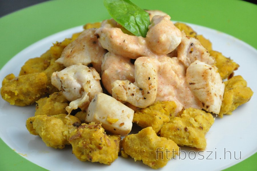 Sütőtök Gnocchi Csirkével és Sajtszósszal